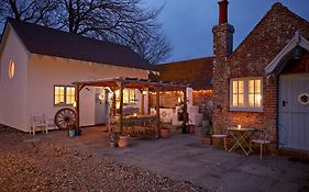 The Lodge At Blue Door Barns